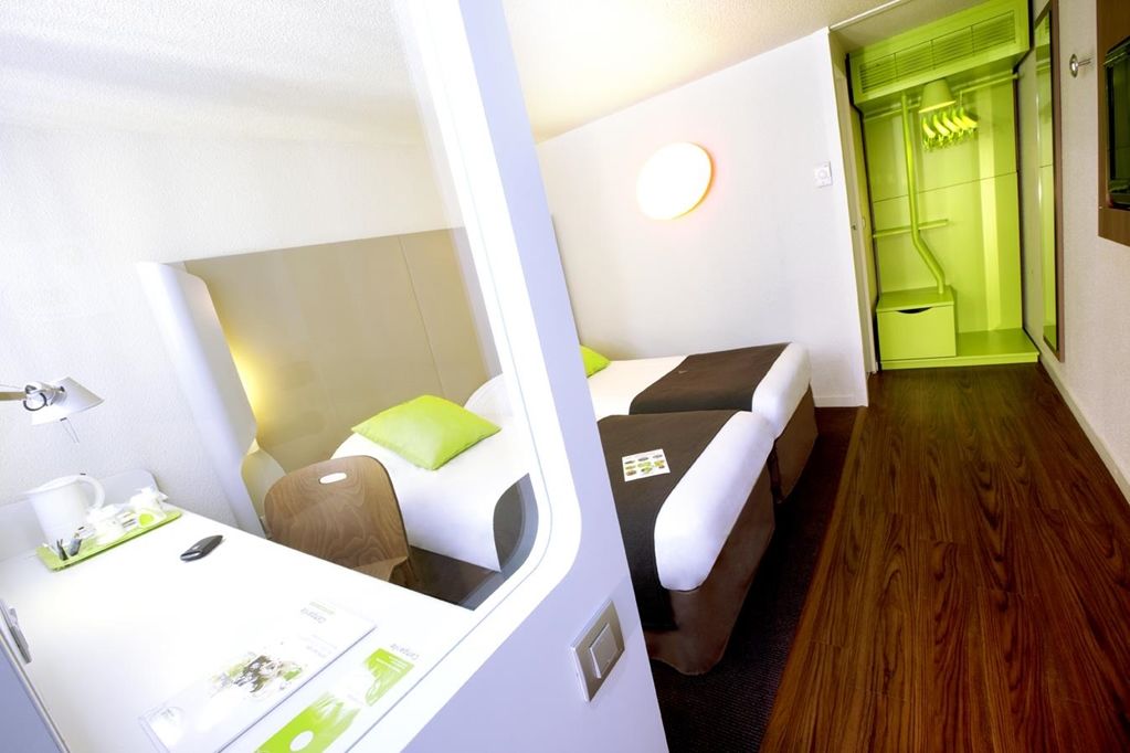 Campanile Biarritz Hotel Ruang foto