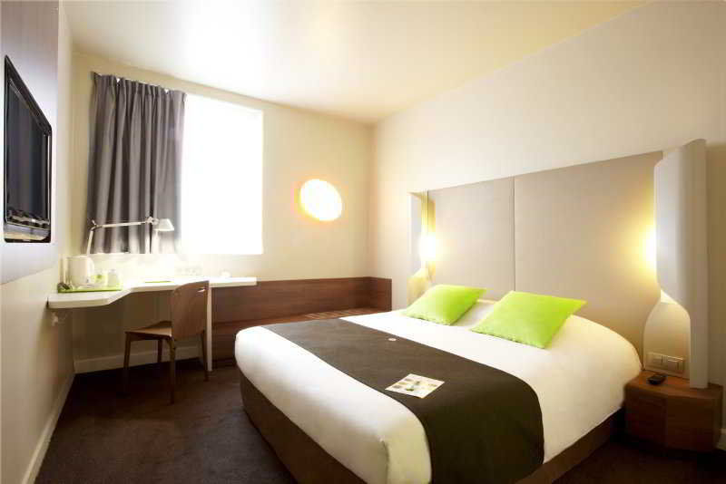 Campanile Biarritz Hotel Bagian luar foto