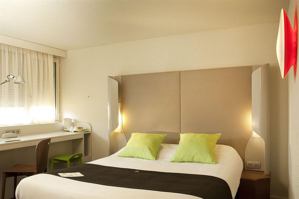 Campanile Biarritz Hotel Ruang foto